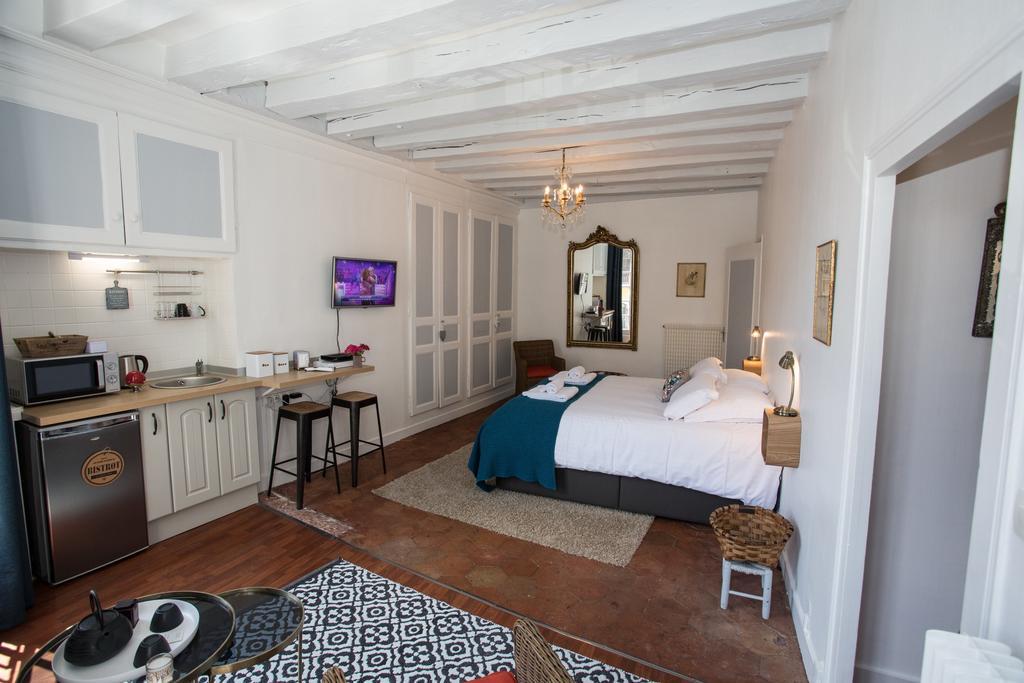 Berceau Henri II Apartamento Le Mans Exterior foto